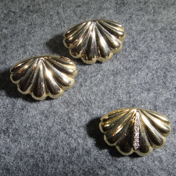 14k Slide & Earrings - Picture 7 of 8